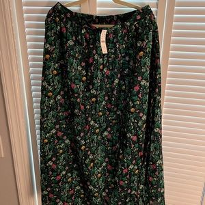 NWT J.Crew Size L Dark Floral Print Skirt